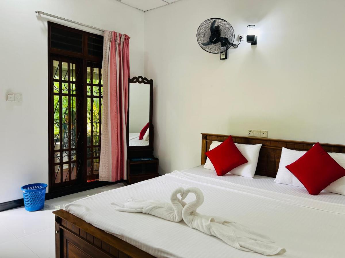 Sigiri Budget Homestay Sigiriya Eksteriør billede