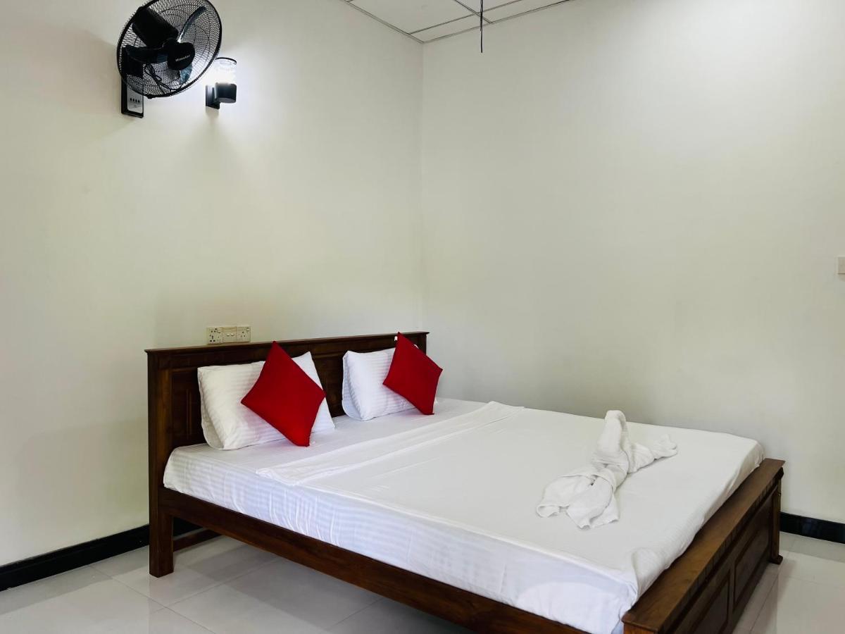 Sigiri Budget Homestay Sigiriya Eksteriør billede